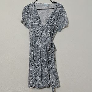 Wrap dress w/ pockets